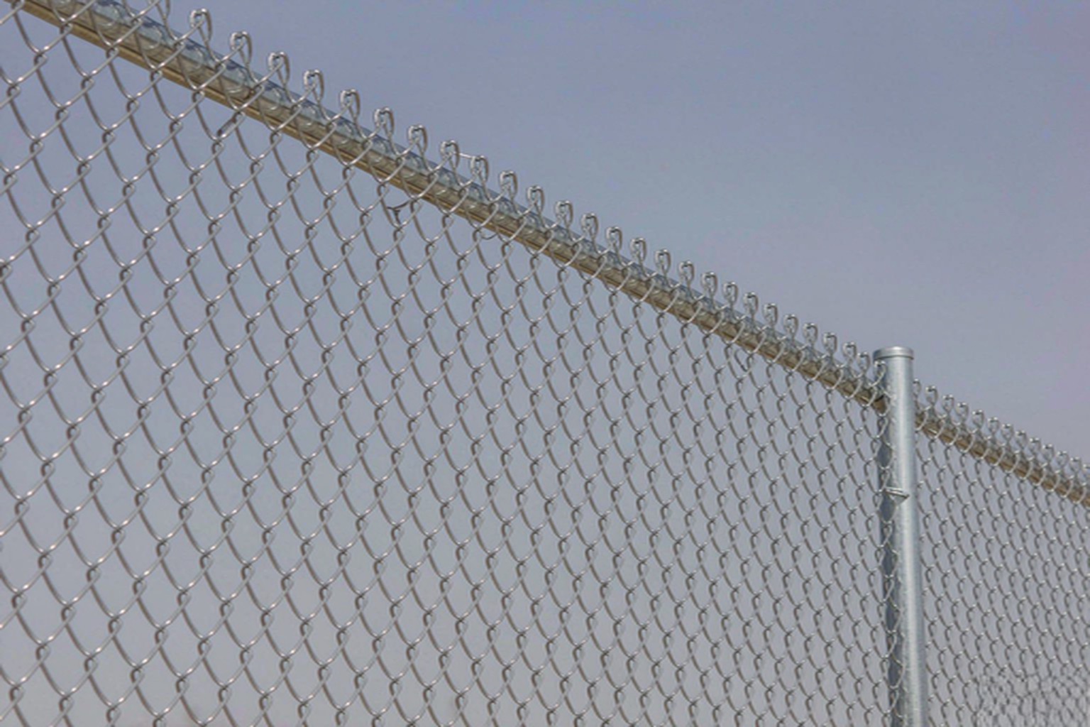 Chain Link Fence: Specification & Selection Guide for Buyers